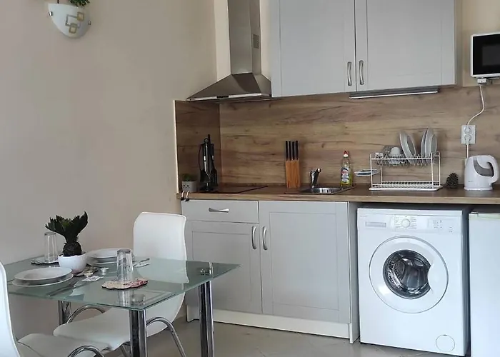 Apartment Amber Slantschew brjag